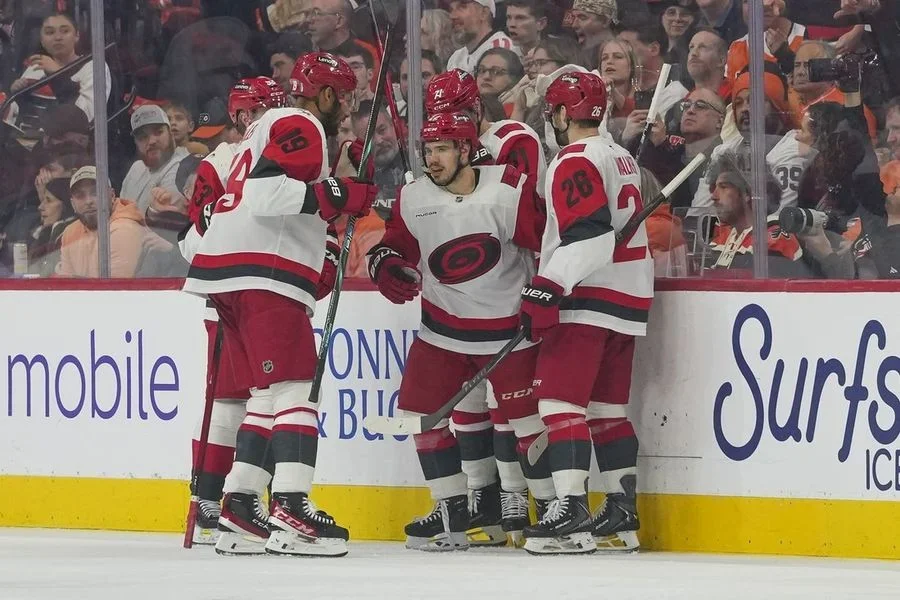 NHL: Stanley Cup Playoffs-Carolina Hurricanes at Philadelphia Flyers
