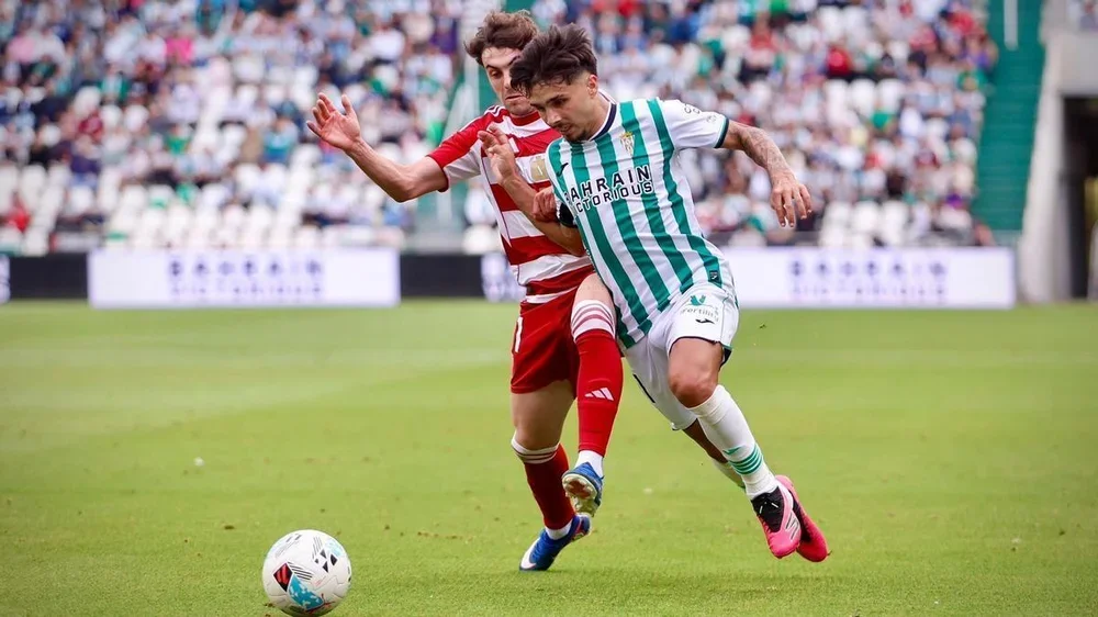 Córdoba CF-Granada | Las imágenes del partido de LaLiga Hypermotion